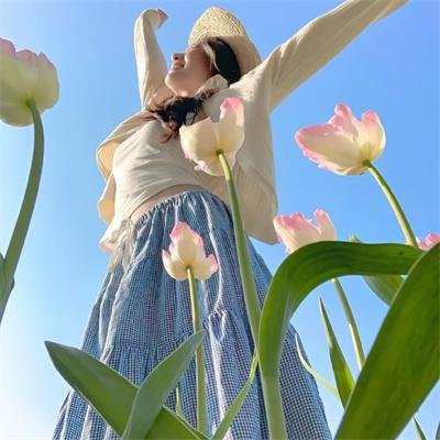 游荡街头